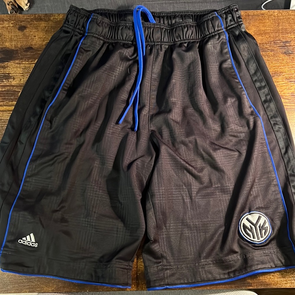 XL Limited edition New York Knicks shorts adidas